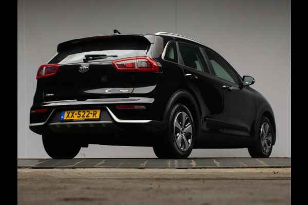 Kia Niro 1.6 GDi Hybrid DynamicLine (APPLE CARPLAY,NAVI,LED,LANE ASSIST,CRUISE,LEDER,CLIMATE,CAMERA,GETINT,NETTESTAAT)