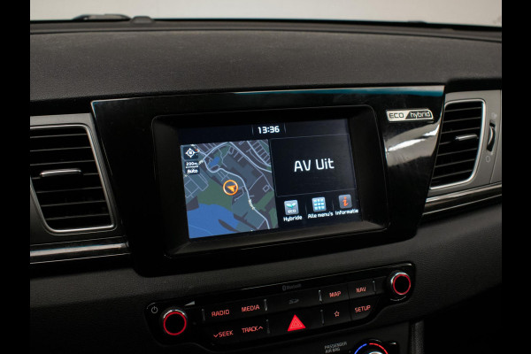 Kia Niro 1.6 GDi Hybrid DynamicLine (APPLE CARPLAY,NAVI,LED,LANE ASSIST,CRUISE,LEDER,CLIMATE,CAMERA,GETINT,NETTESTAAT)