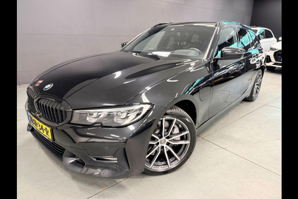 BMW 3 Serie Touring 330e SPORT-EDITION BLACK-LINE V-COCKPIT/DAB/NAVI/LED/CARPLAY//