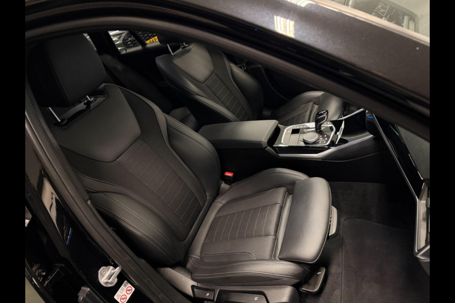 BMW 3 Serie Touring 330e SPORT-EDITION BLACK-LINE V-COCKPIT/DAB/NAVI/LED/CARPLAY//