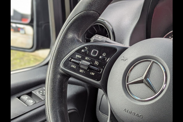 Mercedes-Benz Sprinter 211 L2H2 114PK AUTOMAAT CLIMATE CRUISE NAVI ACHTERUITRIJCAMERA CARPLAY