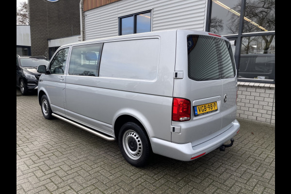 Volkswagen Transporter T6.1 2.0 TDI L2H1 30 DC 6 persoons Comfortline / vaste prijs rijklaar € 29.950 marge / lease vanaf € 536 / airco / navi / cruise / zilver metallic / trekhaak 2200 kg ! / euro 6