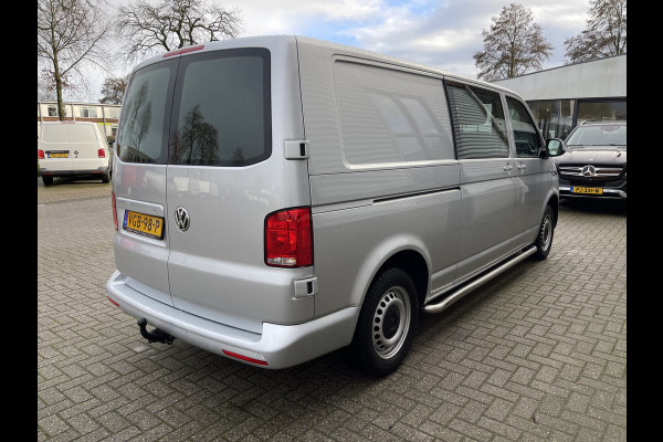 Volkswagen Transporter T6.1 2.0 TDI L2H1 30 DC 6 persoons Comfortline / vaste prijs rijklaar € 29.950 marge / lease vanaf € 536 / airco / navi / cruise / zilver metallic / trekhaak 2200 kg ! / euro 6