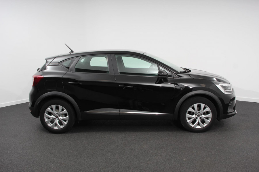 Renault Captur 1.3 TCe 130pk Automaat Zen Renault Captur 1.3 TCe Zen | Navigatie | Climate Control | Cruise Control | Camera | Parkeersensoren | Lichtmetalen Velgen | Trekhaak |