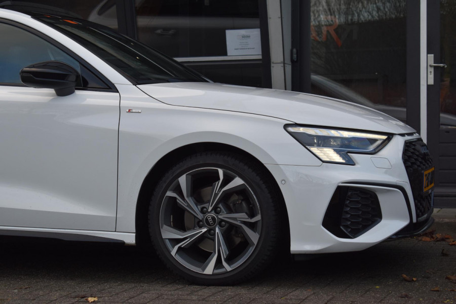 Audi A3 Sportback 35 TFSI edition one 3x S-Line Pano ACC Matrix