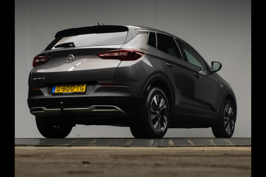 Opel Grandland X 1.2 Turbo Business Executive (NAVI,APPLE CARPLAY,LED,LANE ASSIST,SPORTSTOELEN,CRUISE,CLIMATE,PDC,GETINT)