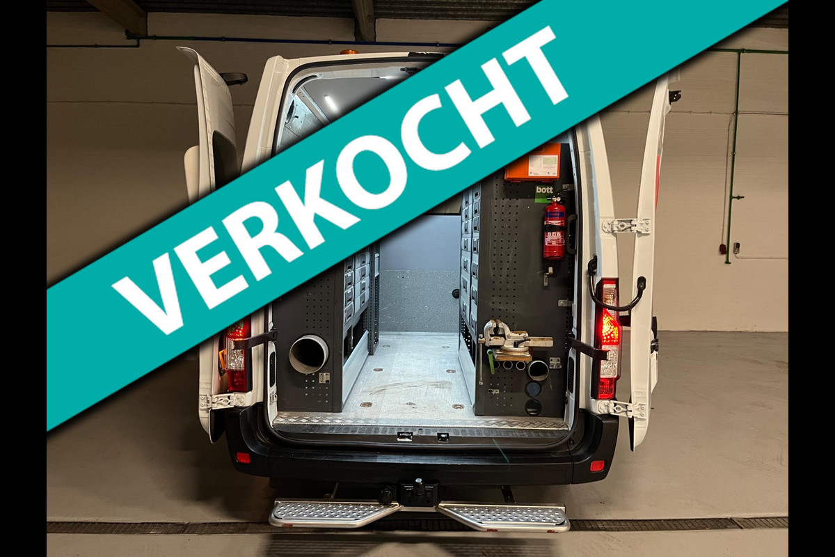 Renault Master SERVICEWAGEN T35 2.3 DCI 145PK EURO6 L2H2 VICTRON V230 BOTT INRICHTING AIRCO STANDKACHEL TREKHAAK RIJKLAARPRIJS!