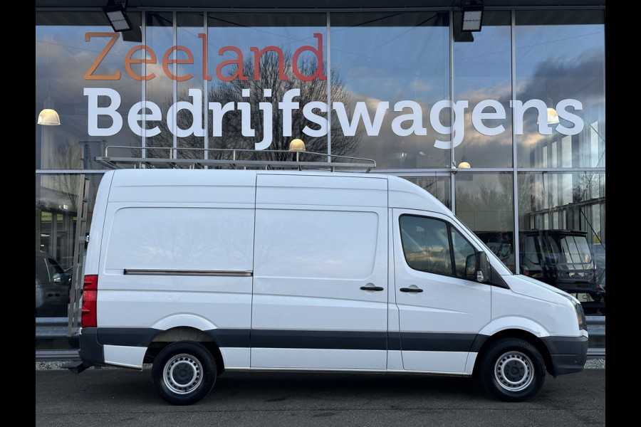 Volkswagen Crafter 35 2.0 TDI L2H2 | NL-auto | 1e eigenaar | Airco | Cruisec. | PDC | Imperiaal | Trekhaak