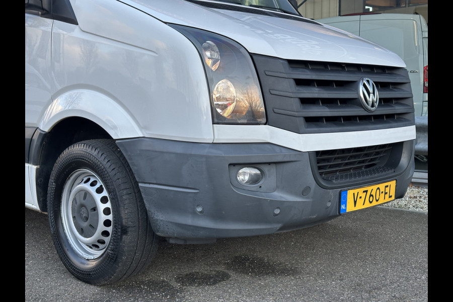 Volkswagen Crafter 35 2.0 TDI L2H2 | NL-auto | 1e eigenaar | Airco | Cruisec. | PDC | Imperiaal | Trekhaak