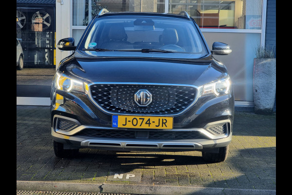 MG ZS EV Luxury 45 kWh ELECTRISCH / PANO / STOELVERWARMING / NAP