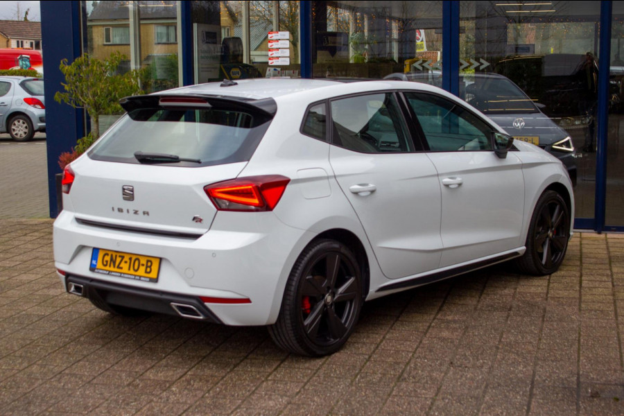 Seat Ibiza 1.5 TSI FR Business Intense | Prijs rijklaar incl. 12 mnd garantie | 18"Lmv Apple/Android carplay Stoelverw