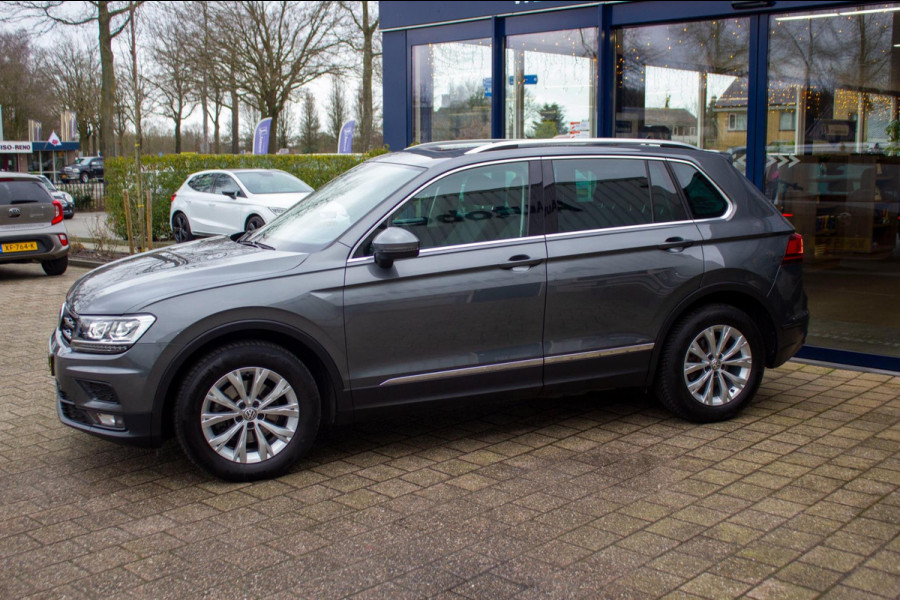 Volkswagen Tiguan 1.5 TSI Comfortline Business | Prijs rijklaar incl. 12 mnd garantie | Panodak Navi Elek Klep Stoelverw. Apple/An