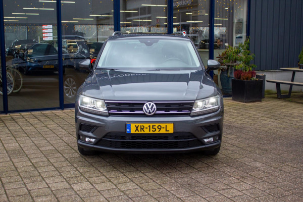 Volkswagen Tiguan 1.5 TSI Comfortline Business | Prijs rijklaar incl. 12 mnd garantie | Panodak Navi Elek Klep Stoelverw. Apple/An