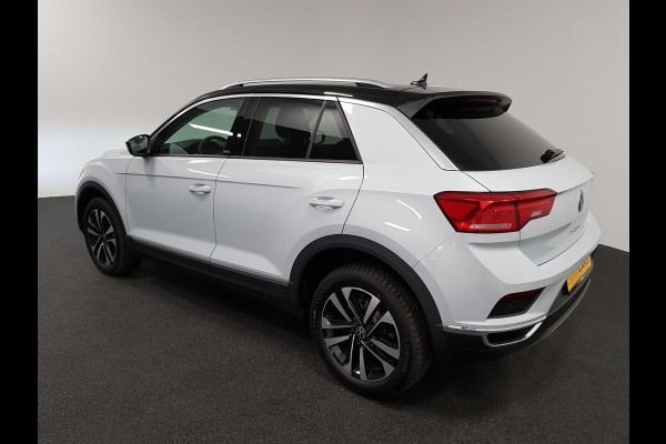 Volkswagen T-Roc 1.5 TSI DSG United | Navigatie | Climate Control | Side Assist | Lane Assist | Elektrische Achterklep | Parkeersensoren achter | Verkeersbord herkenning |