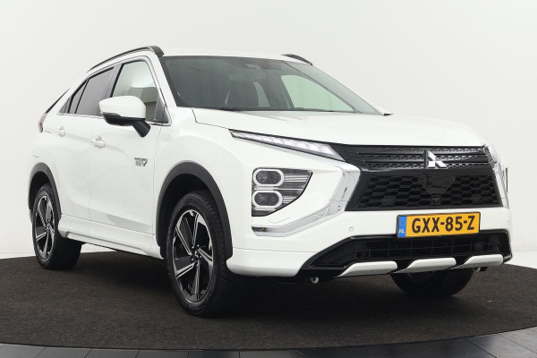 Mitsubishi Eclipse Cross 2.4 PHEV Instyle | Stoel & stuurverwarming | 360 camera | Standkachel | Leder/Alcantara | Adaptive cruise | Keyless | Navigatie