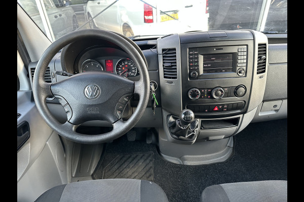 Volkswagen Crafter 35 2.0 TDI L2H2 | NL-auto | 1e eigenaar | Airco | Cruisec. | PDC | Imperiaal | Trekhaak