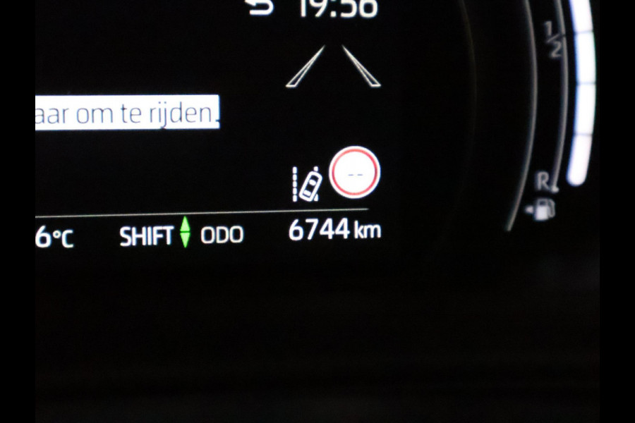 Toyota Aygo X 1.0 VVT-i MT first | Stoelverwarming | Camera | Lichtmetalen velgen