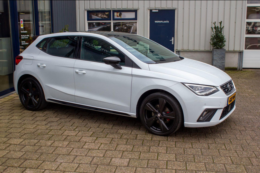 Seat Ibiza 1.5 TSI FR Business Intense | Prijs rijklaar incl. 12 mnd garantie | 18"Lmv Apple/Android carplay Stoelverw