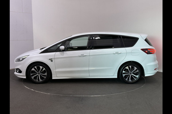 Ford S-Max 1.5 ST-Line 7 Persoons 160pk | Cruise Control | Elektrische Sportstoelen Memory | Camera | Carplay | Stoelverwarming | Navi Full Map | LED |