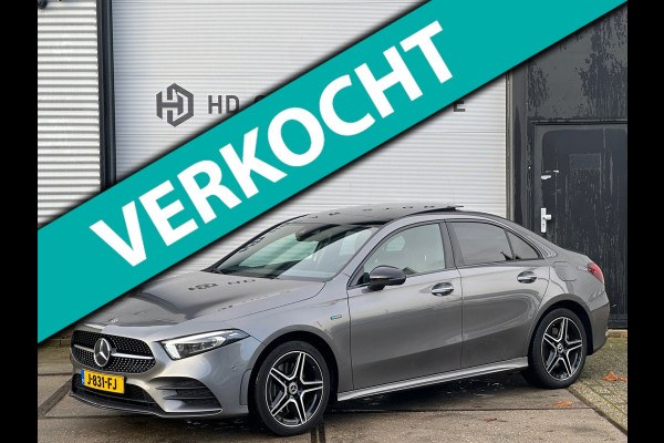 Mercedes-Benz A-Klasse 250 e AMG Pano|Memory|Sfeer|Dealer Onderhouden