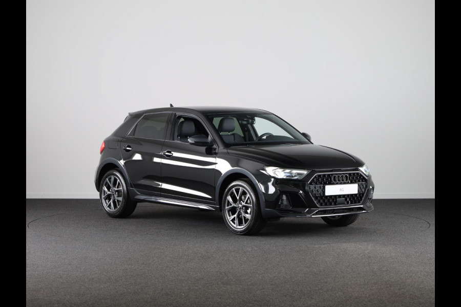 Audi A1 allstreet 30 TFSI Advanced edition achteruitrijcamera, keyless entry, verwarmbare voerstoelen, led koplampen