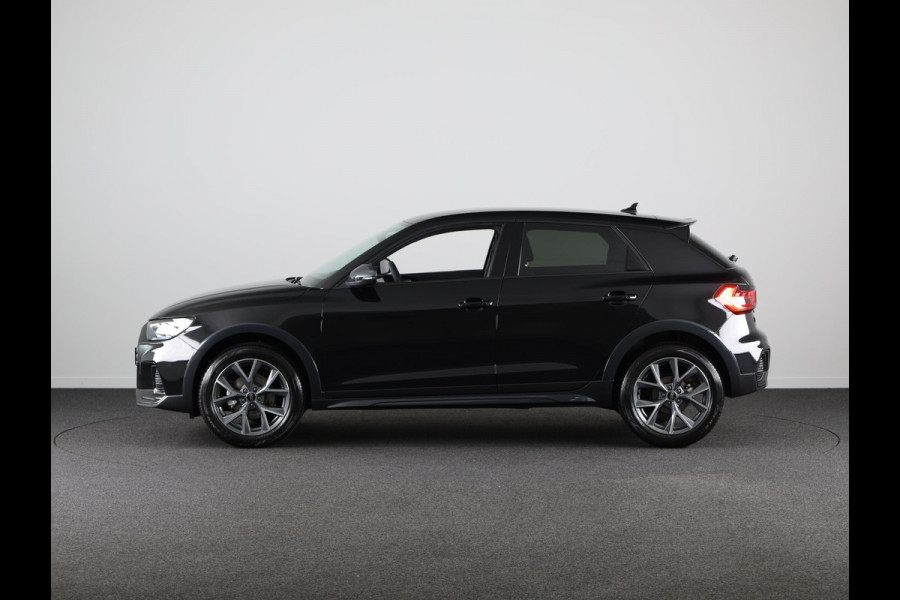 Audi A1 allstreet 30 TFSI Advanced edition achteruitrijcamera, keyless entry, verwarmbare voerstoelen, led koplampen