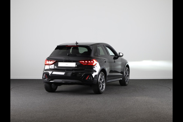 Audi A1 allstreet 30 TFSI Advanced edition achteruitrijcamera, keyless entry, verwarmbare voerstoelen, led koplampen