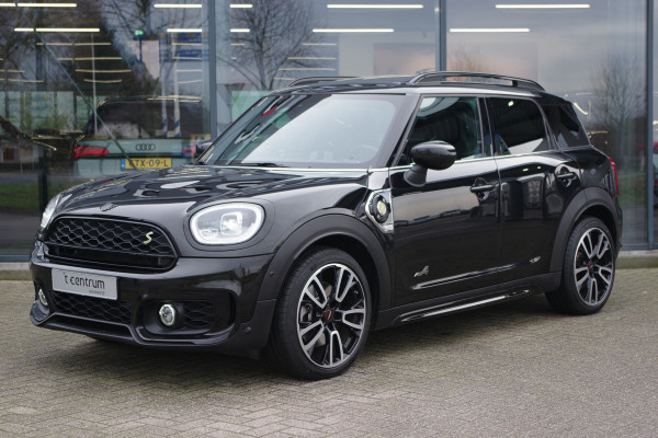 MINI Countryman 2.0 Cooper S E 225 PK ALL4 John Cooper Works, Panoramadak, LED, 19" LM, Keyless, Camera, Cruise Control, Head-Up Display