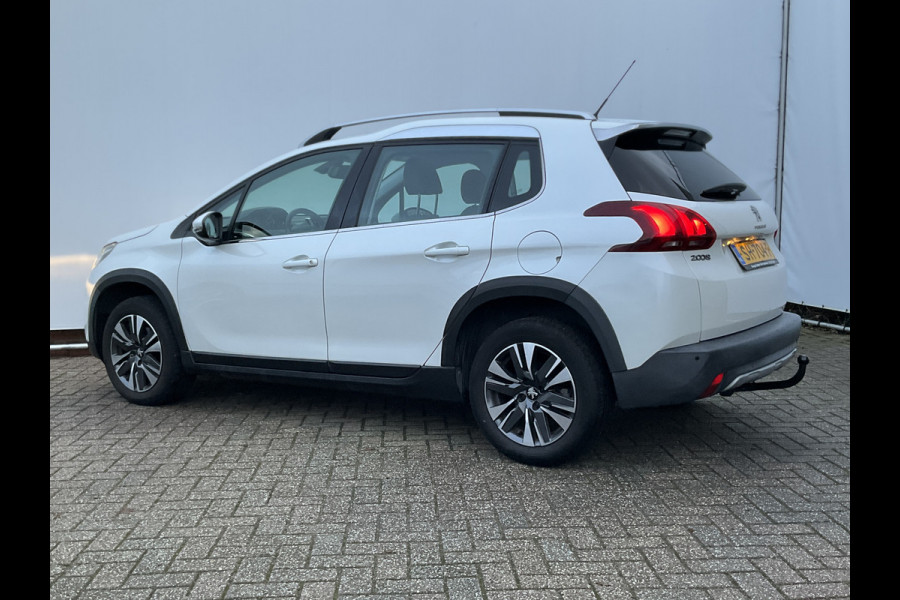 Peugeot 2008 1.2 Autom Allure *riem verv* Pano Leer/stof Nav Carplay Trekhaak Hoogzitter