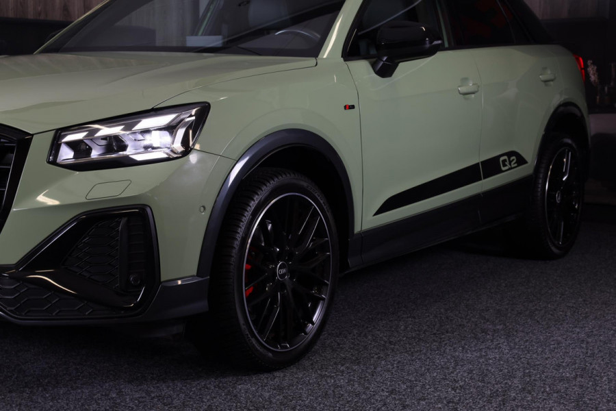 Audi Q2 35 TFSI Edition ONE S Line / AUT / ACC / Open Pano / Virtual Cockpit / Lane Assist / Leder / Navi / Camera / Led / 19 Inch