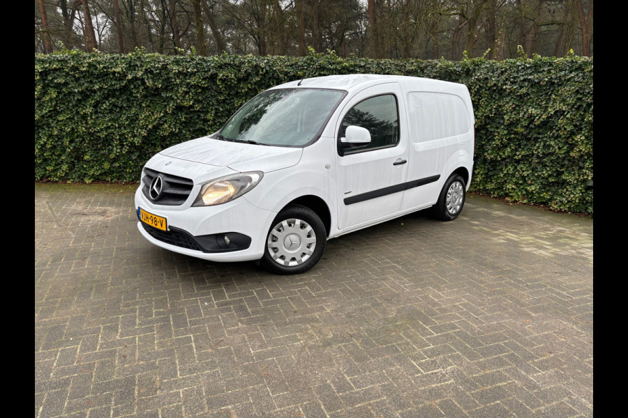 Mercedes-Benz Citan 109 CDI 90PK BlueEFFICIENCY Business Ambition | Airco | Bluetooth | Parkeersensoren | Zeer nette staat! |