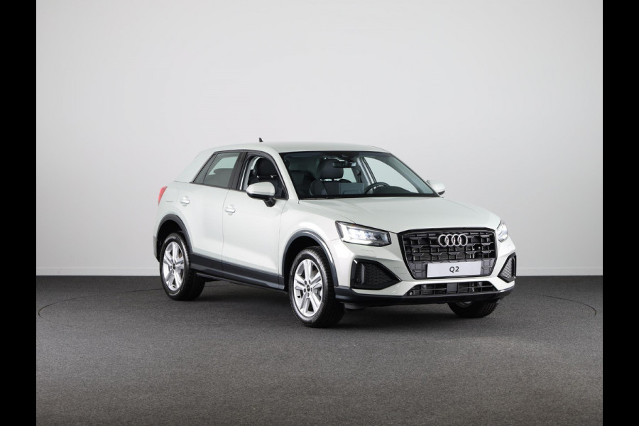 Audi Q2 35 TFSI Advanced edition adaptive cruise control, assistentiepakket parking, optiekpakket zwart