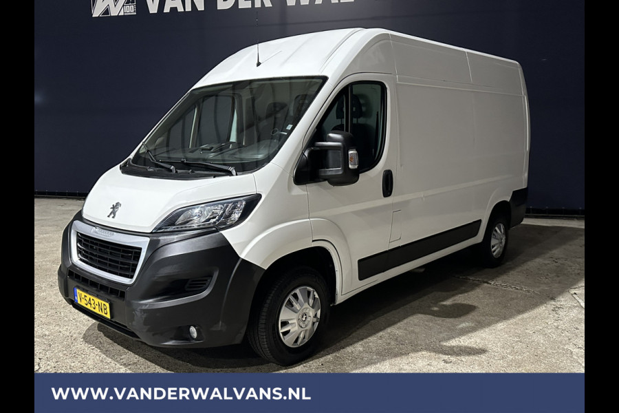 Peugeot Boxer 2.0 BlueHDI 131pk L2H2 Euro6 Airco | Camera | Navigatie | Parkeersensoren | LED Cruisecontrol, Bijrijdersbank