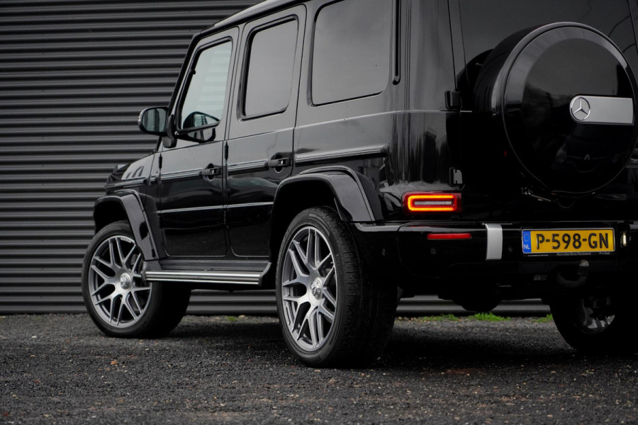 Mercedes-Benz G-Klasse 400 d / AMG / 22'' / G manufaktur / Premium Plus / Massage / Burmester / Luchtvering