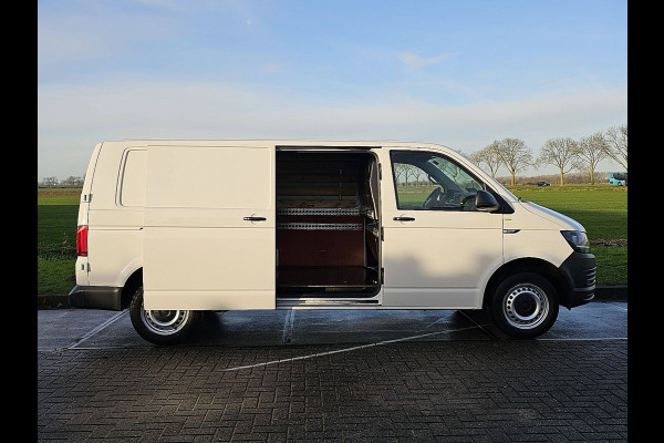 Volkswagen Transporter 2.0 TDI L2H1 BPM vrij! airco, automaat, pdc, 74 dkm.