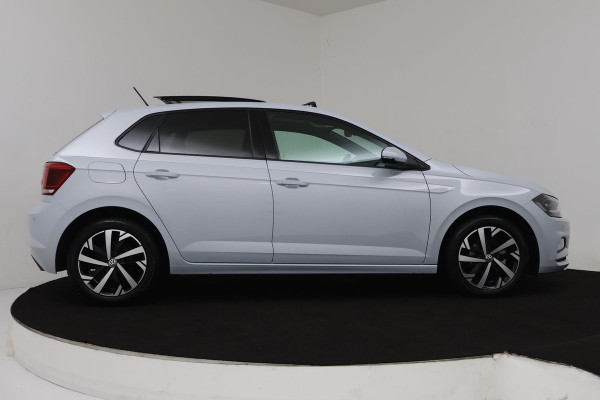 Volkswagen Polo 1.0 TSI Highline R-line (PANORAMADAK, NAVIGATIE CARPLAY, CLIMA, PARKEERSENSOREN, 1e EIGENAAR, GOED ONDERHOUDEN)