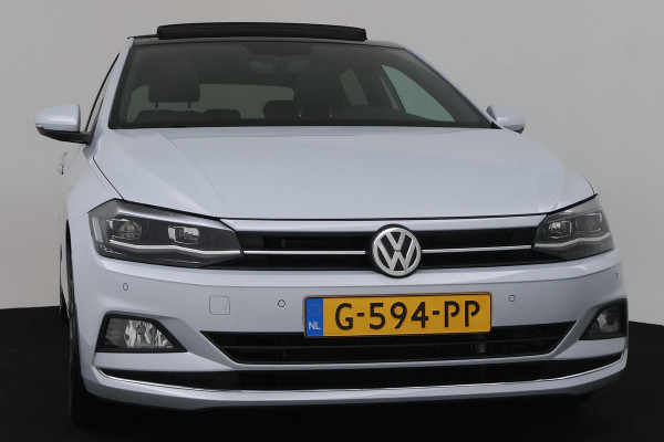 Volkswagen Polo 1.0 TSI Highline R-line (PANORAMADAK, NAVIGATIE CARPLAY, CLIMA, PARKEERSENSOREN, 1e EIGENAAR, GOED ONDERHOUDEN)