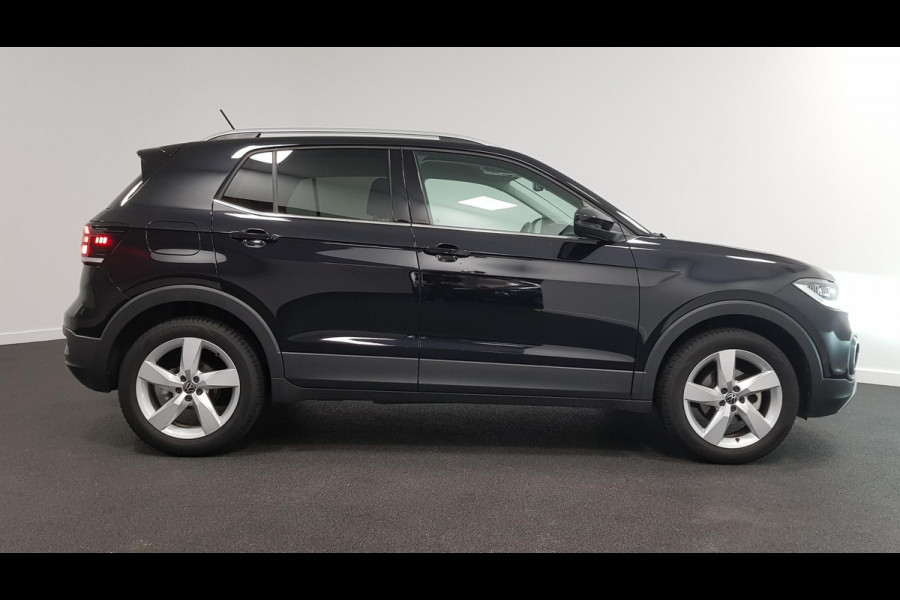 Volkswagen T-Cross 1.0 TSI 110pk DSG Style | Navigatie | Climate Control | Dab | Stoelverwarming | Led | Parkeer sensoren | Extra Getint Glas