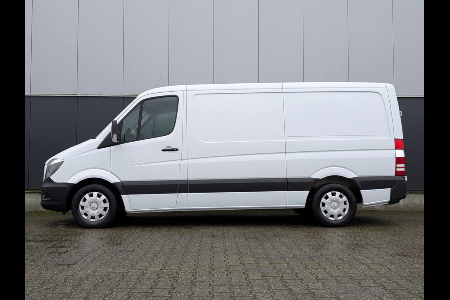 Mercedes-Benz Sprinter 314 L2H1 140PK AUT CLIMATE TREKHAAK CARPLAY PARKEERSENSOREN