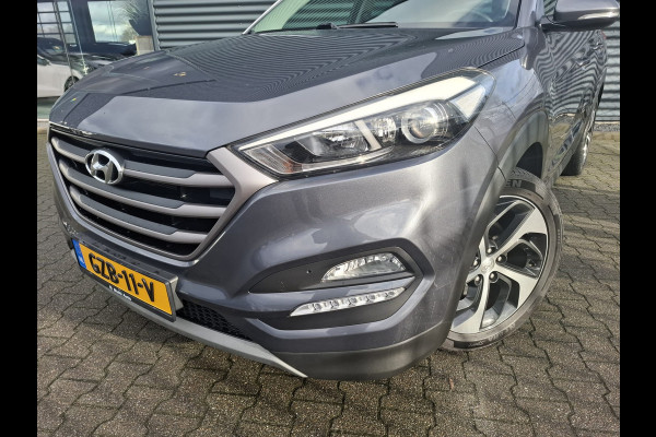 Hyundai Tucson 1.6 T-GDI Premium Automaat | Panodak | Lederen Sportstoelen | Trekhaak Afneembaar | Apple Carplay | Navigatie | Cruise Control | Navigatie | Camera | L.M. 19" |