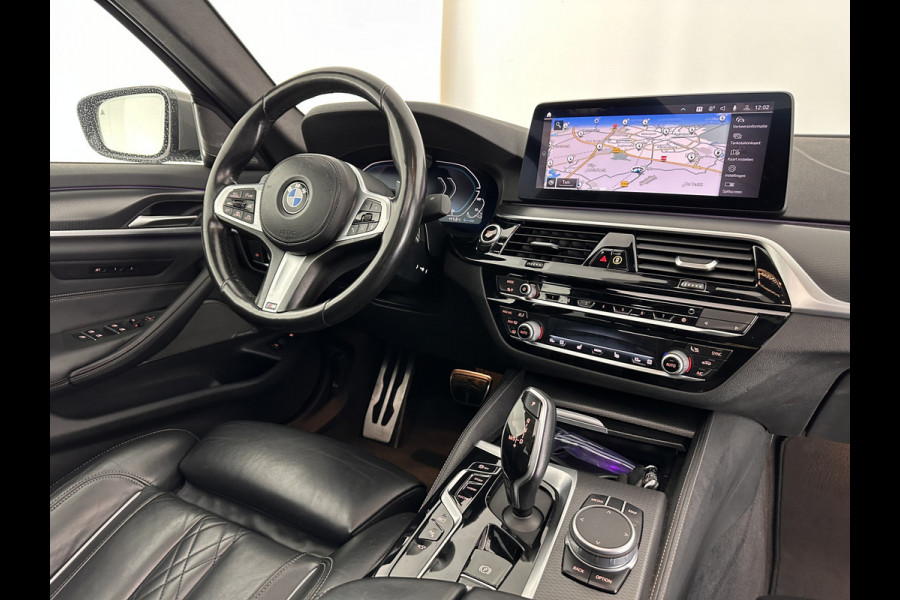 BMW 5 Serie 545e xDrive High Executive Edition M-Sportpack (INCL-BTW) Aut. *PANO | LASER-LED | HEAD-UP | ADAPT.CRUISE | FULL-LEATHER | SURROUND-VIEW | MEMORY-PACK | HARMAN/KARDON-AUDIO | DIGI-COCKPIT | COMFORT-SEATS | DAB+ | KEYLESS | 19"ALU*