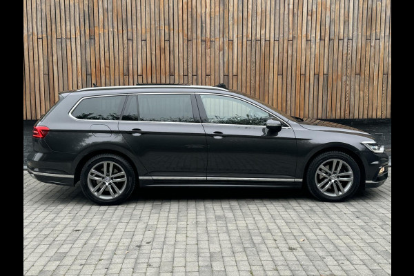 Volkswagen Passat Variant 1.4 TSI R-line Automaat | Panoramadak | Lederen bekleding | LED verlichting | Trekhaak | Stoelverwarming | Parkeersensor