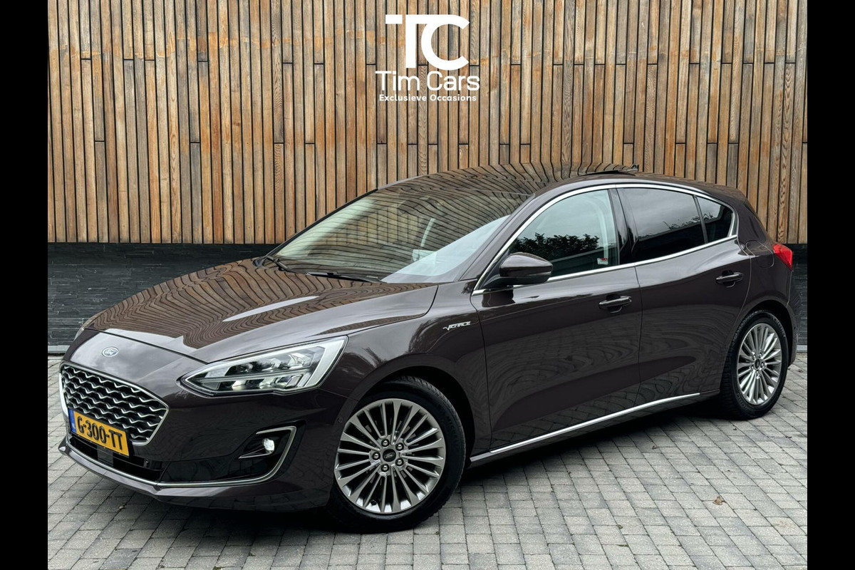 Ford Focus 1.5 EcoBoost Vignale Automaat | Panoramadak | B&O audiosysteem | Trekhaak | Navigatiesysteem | Elektrische bestuurdersstoel | Ad