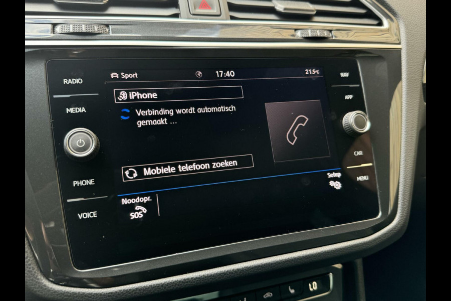 Volkswagen Tiguan 1.5 TSI ACT Highline Business R DSG | LED | Trekhaak | Stoelverwarming | Navigatiesysteem | Apple CarPlay | Parkeersensoren voor