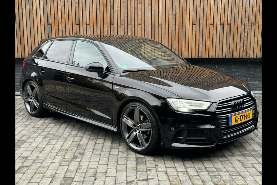 Audi A3 Sportback 35 TFSI S-tronic | S-line | Bang&Olufsen Audio | DAB | Parkeersensoren achter | Getint glas | Stoelverwarming | Apple