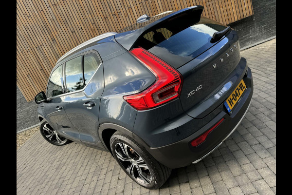 Volvo XC40 1.5 T5 Twin Engine Inscription Panoramadak | Trekhaak elektrisch uitklapbaar | Leren bekleding | Stoelverwarming | Achteruitrijc