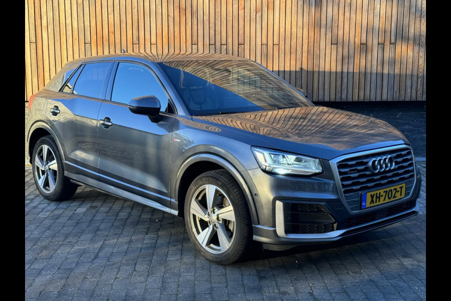 Audi Q2 40 TFSI quattro S-line Automaat 190pk | Leer | LED | Stoelverwarming | Parkeersensoren voor en achter | Automatisch inparkeren |