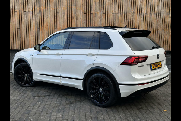 Volkswagen Tiguan 1.5 TSI R-line Automaat | Panorama | Leer | LED Verlichting | Actief Demping Systeem | Achteruitrijcamera | Black Style | 20 inc