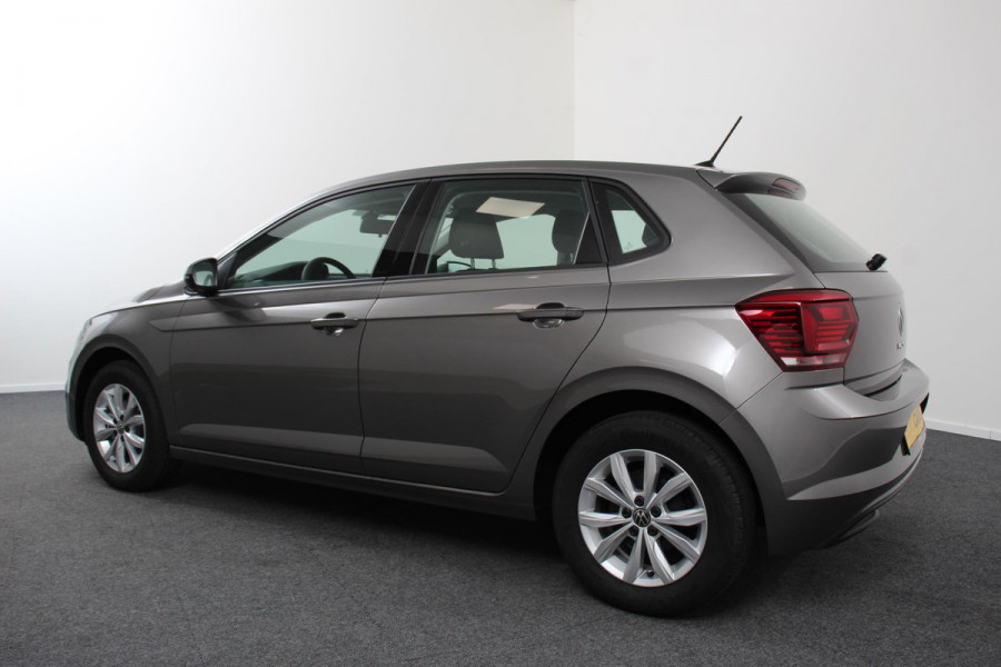 Volkswagen Polo 1.0 TSI DSG Highline | Navigatie | Apple Carplay / Android Auto | Climate Control | Cruise control | Lichtmetalen Velgen