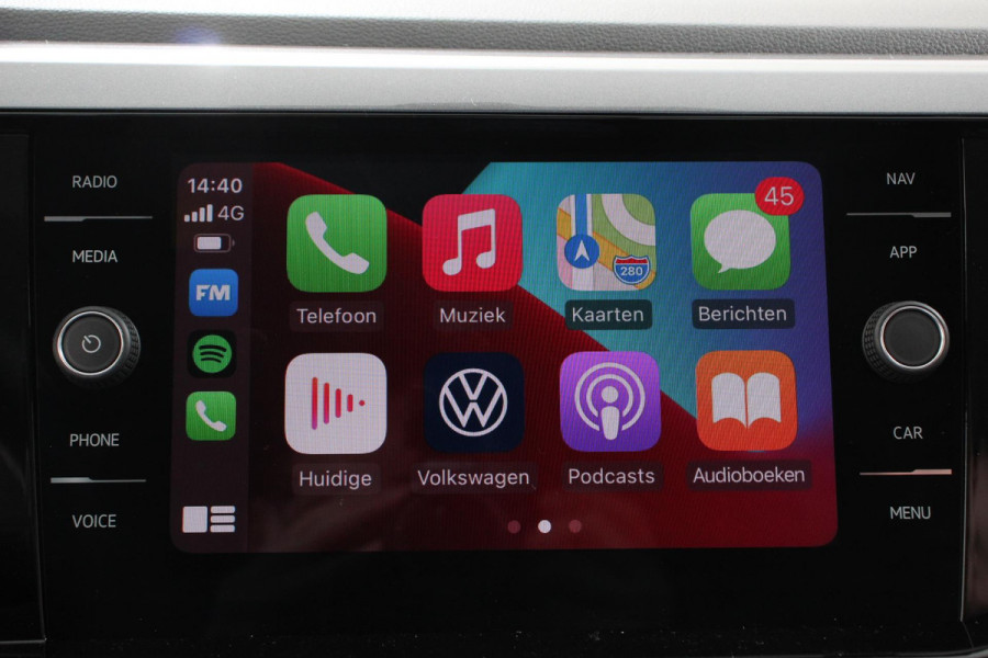 Volkswagen Polo 1.0 TSI DSG Highline | Navigatie | Apple Carplay / Android Auto | Climate Control | Cruise control | Lichtmetalen Velgen